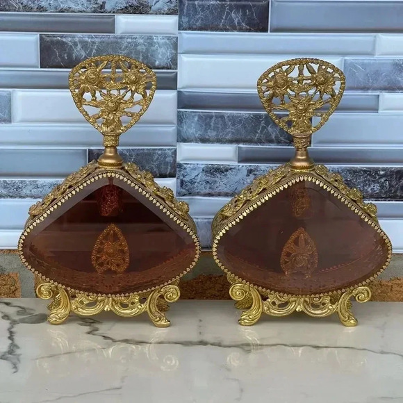 Ormolu Large Cherub Perfume Bottle w/ Amber Glass - Gold Gilt - Vintage - Picture 1 of 13